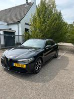 Alfa Romeo Giulia 2.0 Turbo 310pk Aut AWD 2018 Zwart, Auto's, Automaat, 745 kg, 15 km/l, 1995 cc
