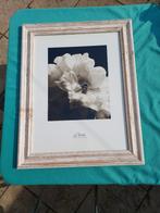 te koop: Grote houten fotolijst, Ophalen of Verzenden, Zo goed als nieuw