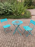 Bistro setje twee stoelen en 1 tafel. Ze zijn echt oud., Tuin en Terras, Tuinsets en Loungesets, Overige materialen, Gebruikt