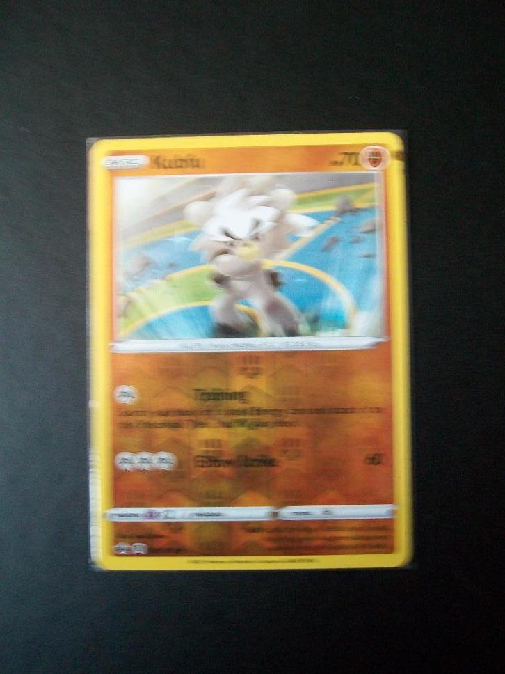 6783. Nieuwe pokemonkaart holofoil KUBFU HP 70 (093/198), Hobby en Vrije tijd, Verzamelkaartspellen | Pokémon, Nieuw, Losse kaart