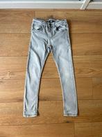 Europe kids mooie lichtgrijze skinny jeans maat 134, Broek, Gebruikt, Europe Kids, Ophalen of Verzenden