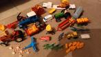 Speelgoed auto's zie foto's het zijn er plus minus 25 stuks, Kinderen en Baby's, Speelgoed | Bouwstenen, Ophalen of Verzenden