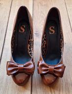 Schoenen maat 38 van Shoeby, Kleding | Dames, Schoenen, Pumps, Bruin, Ophalen of Verzenden, Zo goed als nieuw