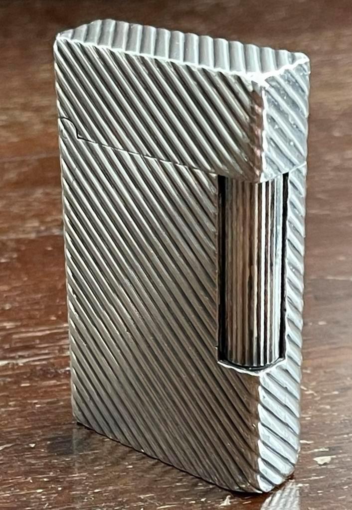 ST.DUPONT Ligne2 '70s lighter in massive 925 silver, Verzamelen, Rookartikelen, Aanstekers en Luciferdoosjes, Zo goed als nieuw