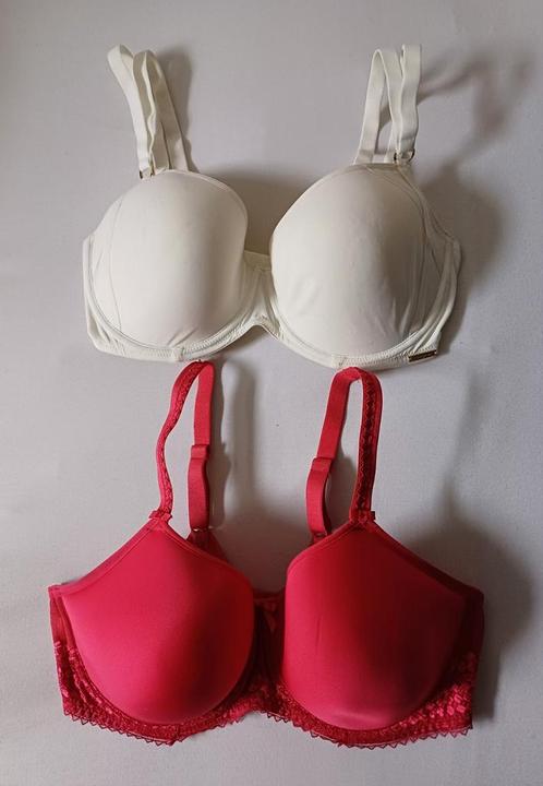 Z.g.a.n. 2 BH's 80E Wit merk Sapph, Rood merk Fantasie., Kleding | Dames, Ondergoed en Lingerie, BH, Ophalen