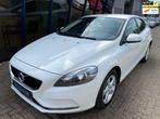 Volvo V40 2.0 T2 Kinetic Business Pack Connect NAVI / PDC /, Auto's, Volvo, Voorwielaandrijving, Stof, Gebruikt, Zwart