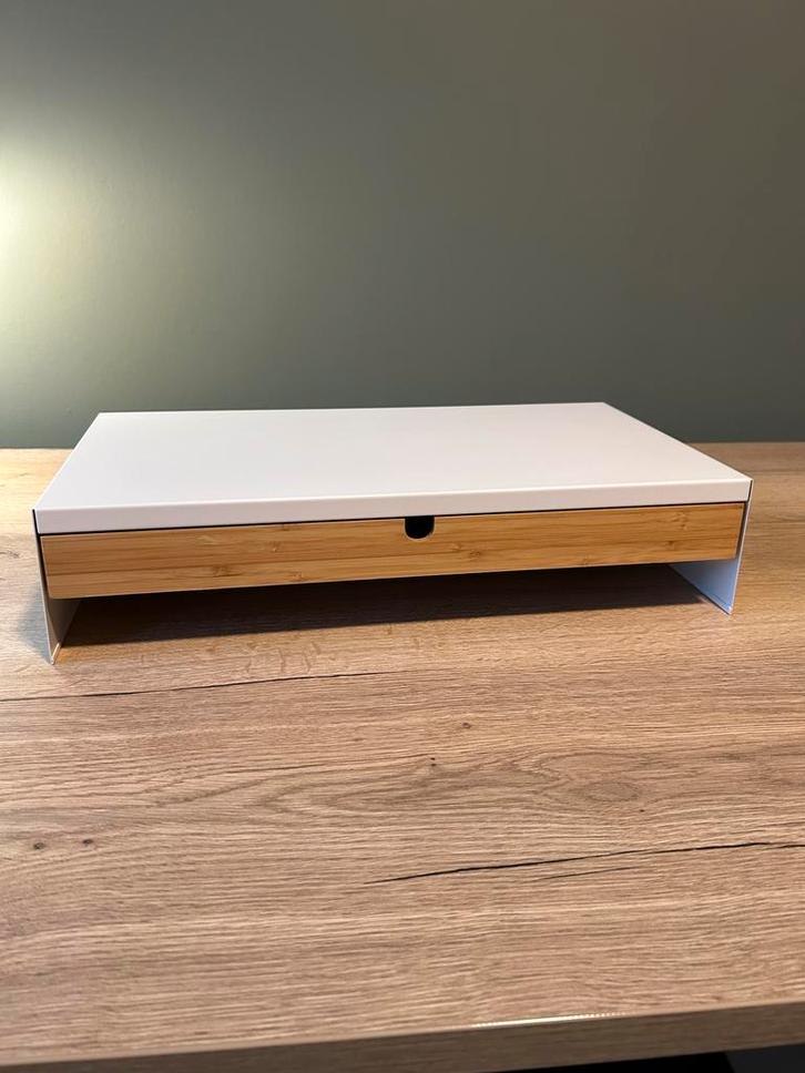 IKEA Elloven Monitor Standaard met Lade - Wit, Computers en Software, Laptopstandaarden, Zo goed als nieuw, Ophalen
