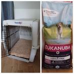 Honden(reis)bench + 2 x 12 kg puppy Eukanuba hondenbrokken, Ophalen, Zo goed als nieuw