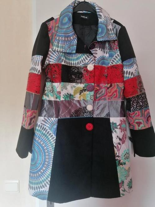 Natura mooie vrolijke tussenjas/ mooie knopen/ maat 40, Kleding | Dames, Jassen | Winter, Zo goed als nieuw, Maat 38/40 (M), Zwart