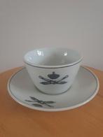 Petrus Ragout Maastricht Veldartillerie kop en schotels, Ophalen of Verzenden, Zo goed als nieuw, Overige stijlen, Kop(pen) en/of Schotel(s)