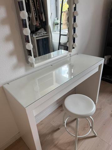 Complete make-upset IKEA Malm + spiegel + lampen + kruk beschikbaar voor biedingen