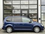 Volkswagen Touran 1.6 16V FSI Freestyle / Cruise / Navi / AC, Voorwielaandrijving, Stof, Zwart, 4 cilinders