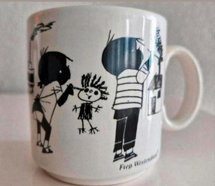 Beker Jip en Janneke, Huis en Inrichting, Keuken | Servies, Zo goed als nieuw, Kop(pen) en/of Schotel(s), Overige stijlen, Ophalen of Verzenden