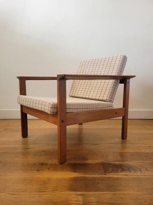 Vintage Deense fauteuil in teak, 1970, Huis en Inrichting, Fauteuils, Gebruikt, Hout, Stof, 50 tot 75 cm, 75 tot 100 cm, Ophalen