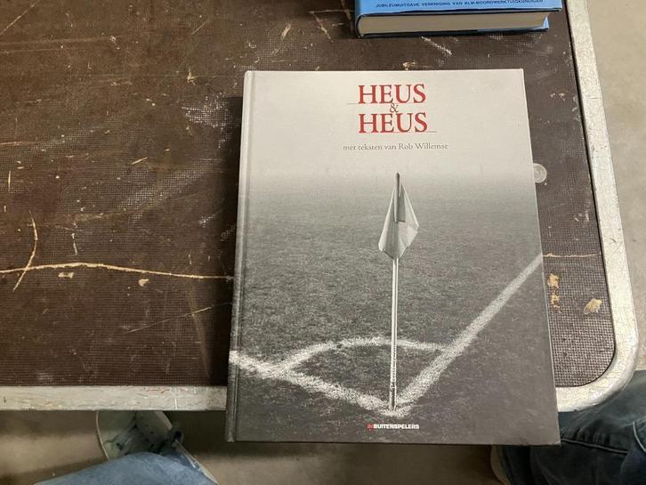 voetbal zwemmen turnen wielrennen basket boksen, Boeken, Sportboeken, Zo goed als nieuw, Ophalen