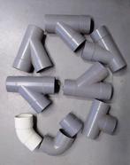 43 pvc hulpstukken hwa, Dyka, Doe-het-zelf en Verbouw, Buizen en Afvoer, Bochten, Pvc, Ophalen of Verzenden, Minder dan 2 meter