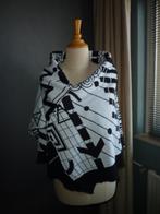 Prachtige zwart/witte 2 zijdig draagbare omslagdoek stola, Kleding | Dames, Verzenden, Zo goed als nieuw, Sjaal