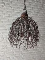 Rustieke hanglamp van metaal, Huis en Inrichting, Lampen | Hanglampen, Ophalen of Verzenden, Gebruikt, Metaal, Minder dan 50 cm