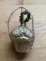 Antieke kerstbal kerstornament mandje bloemenmand, Ophalen of Verzenden, Zo goed als nieuw