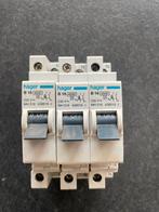 Hager Automaat B16 230V 3 stuks, Doe-het-zelf en Verbouw, Ophalen of Verzenden, Gebruikt, Schakelaar