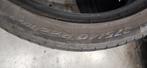 2x Pirelli 275/40/R22 runflat zomerbanden 4.5mm, Ophalen of Verzenden, V, V, V