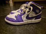 Nike Air Jordan 1 Mid Paars/Wit - Maat 33.5, Kinderen en Baby's, Ophalen of Verzenden, Zo goed als nieuw, Jongen of Meisje