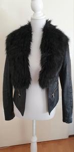 Zwarte  jasje met bontkraag, Ophalen of Verzenden, Zo goed als nieuw, Maat 36 (S), River Island