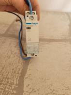Hager magneetschakelaar 230V 25A 2 maak (ESC225), Hobby en Vrije tijd, Elektronica-componenten, ., Ophalen of Verzenden, Zo goed als nieuw