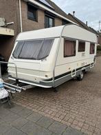 Château Calista 450 type 466C  bouwjaar: 2001, Caravans en Kamperen, Chateau, Rondzit, Schokbreker, Frans bed
