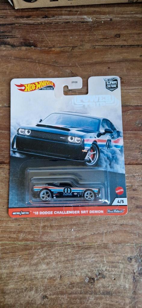 Hot wheels dodge challenger, Hobby en Vrije tijd, Modelauto's | Overige schalen, Nieuw, Ophalen of Verzenden
