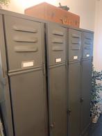 Locker kleur leger groen, Huis en Inrichting, Kasten | Lockerkasten, Ophalen of Verzenden, Gebruikt, Industrieel