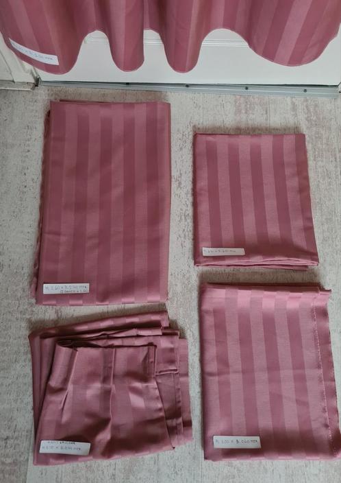 Gordijnstof, oud roze met glansstreep. Diverse maten. Nieuw!, Huis en Inrichting, Stoffering | Gordijnen en Lamellen, Nieuw, 200 cm of meer