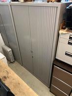 Metalen roldeurkast / opbergkast, Huis en Inrichting, Kasten | Roldeurkasten en Archiefkasten, Ophalen, Gebruikt, 100 tot 150 cm