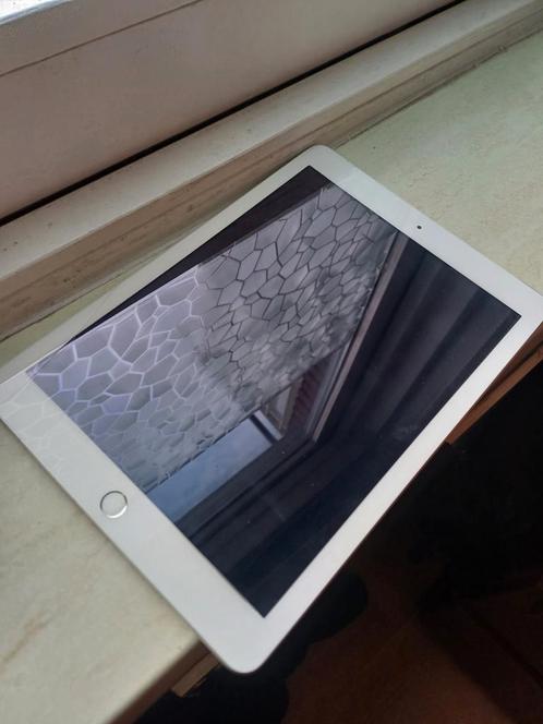Gloed nieuwe ipad 5e generatie, Computers en Software, Apple iPads, Zo goed als nieuw, Apple iPad, Wi-Fi, 10 inch, 32 GB, Wit