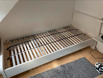Bedframe Ikea Askvoll (zonder matras) beschikbaar voor biedingen