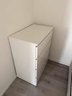 Malm kast 4 lades, Huis en Inrichting, Kasten | Overige, Ophalen, Zo goed als nieuw