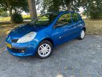 Renault Clio 1.2 16V 75 pk 3D 2007 Blauw, Auto's, Renault, Voorwielaandrijving, 74 pk, Zwart, 4 cilinders