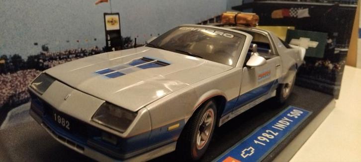 Chevrolet Camaro Indy 500 Pace car Sun Star special 1:18 KRD, Hobby en Vrije tijd, Modelauto's | 1:18, Zo goed als nieuw, Auto