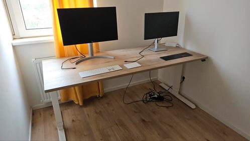 Standing desk, office desk, Huis en Inrichting, Bureaus, Zo goed als nieuw, Ophalen