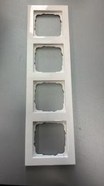 gira viervoudig afdekraam e2 wit, Ophalen of Verzenden, Zo goed als nieuw