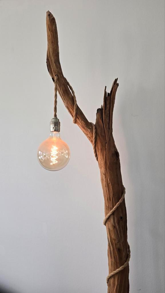 Unieke Thomas Wood Boomstam Vloerlamp XL - 210 cm, Huis en Inrichting, Lampen | Vloerlampen, Zo goed als nieuw, 200 cm of meer