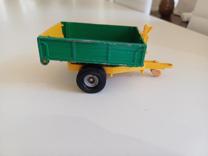 Britains trailer compleet met zwenk wiel, Hobby en Vrije tijd, Modelauto's | 1:32, Gebruikt, Tractor of Landbouw, Britains, Ophalen of Verzenden