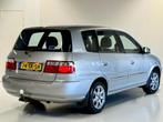 Kia Carens 2.0 CVVT 139PK M-bition Airco|Trekhaak!, Voorwielaandrijving, Stof, 4 cilinders, 139 pk