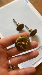 BLOEM Kastknoppen / Ladeknoppen, antiek messing deur knopjes, Antiek en Kunst, Ophalen of Verzenden