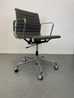 5 Vitra Eames Ea 117 bureaustoel Grijs Leer Chroom, Huis en Inrichting, Bureaustoelen, Ergonomisch, Zo goed als nieuw, Grijs, Bureaustoel