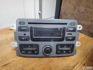 Renault Clio 4 en Captur 2013 - 2019 radio cd speler beschikbaar voor biedingen