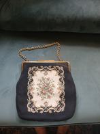 Antiek Tasje met koperen draagketting 33(h)*30(b)cm., Antiek en Kunst, Ophalen of Verzenden