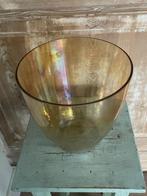 Doorzichtig paarlemoer glas. Oranje / geel iriserende vaas, Ophalen