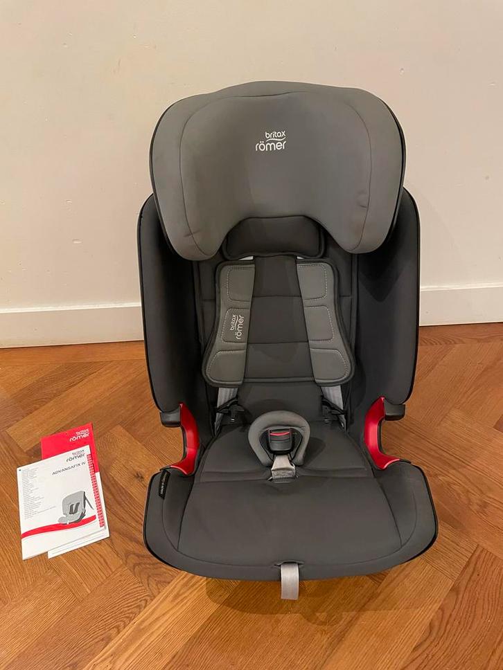 Britax Römer Advansafix IV R Storm Grey Autostoel, Kinderen en Baby's, Autostoeltjes, Zo goed als nieuw, Romer, 9 t/m 36 kg, Isofix