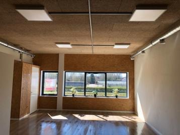 kantoorruimte, atelier, internetwinkel in Middenmeer  bij A7 beschikbaar voor biedingen